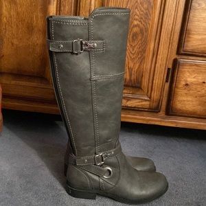 GUESS • Tall Gray Boots